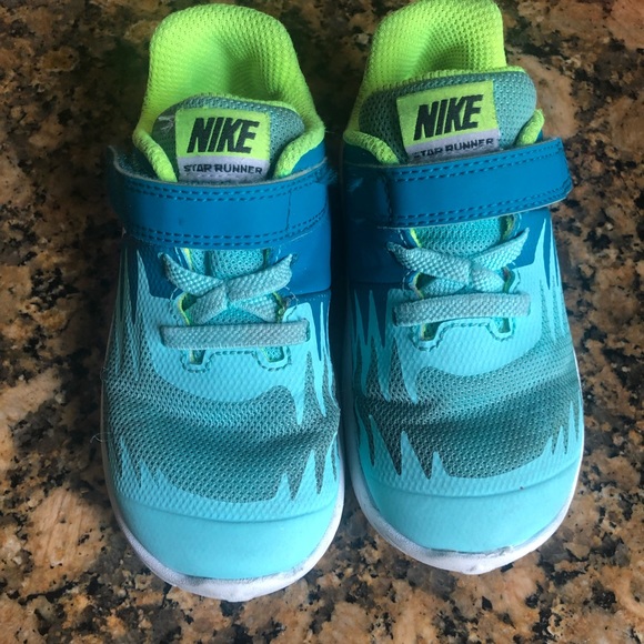 Nike Star Runner sneakers - Picture 1 of 7